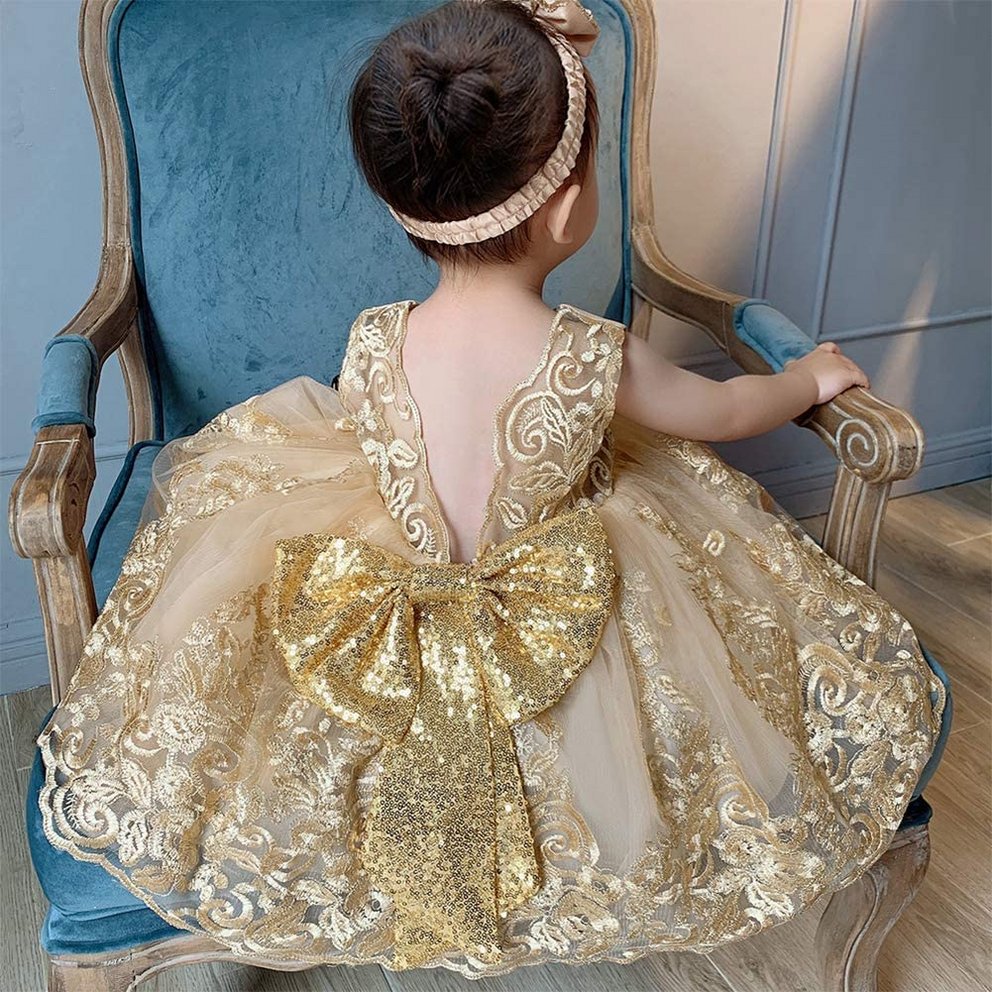Taufkleider Mädchen: Elegantes Taufkleid in Gold