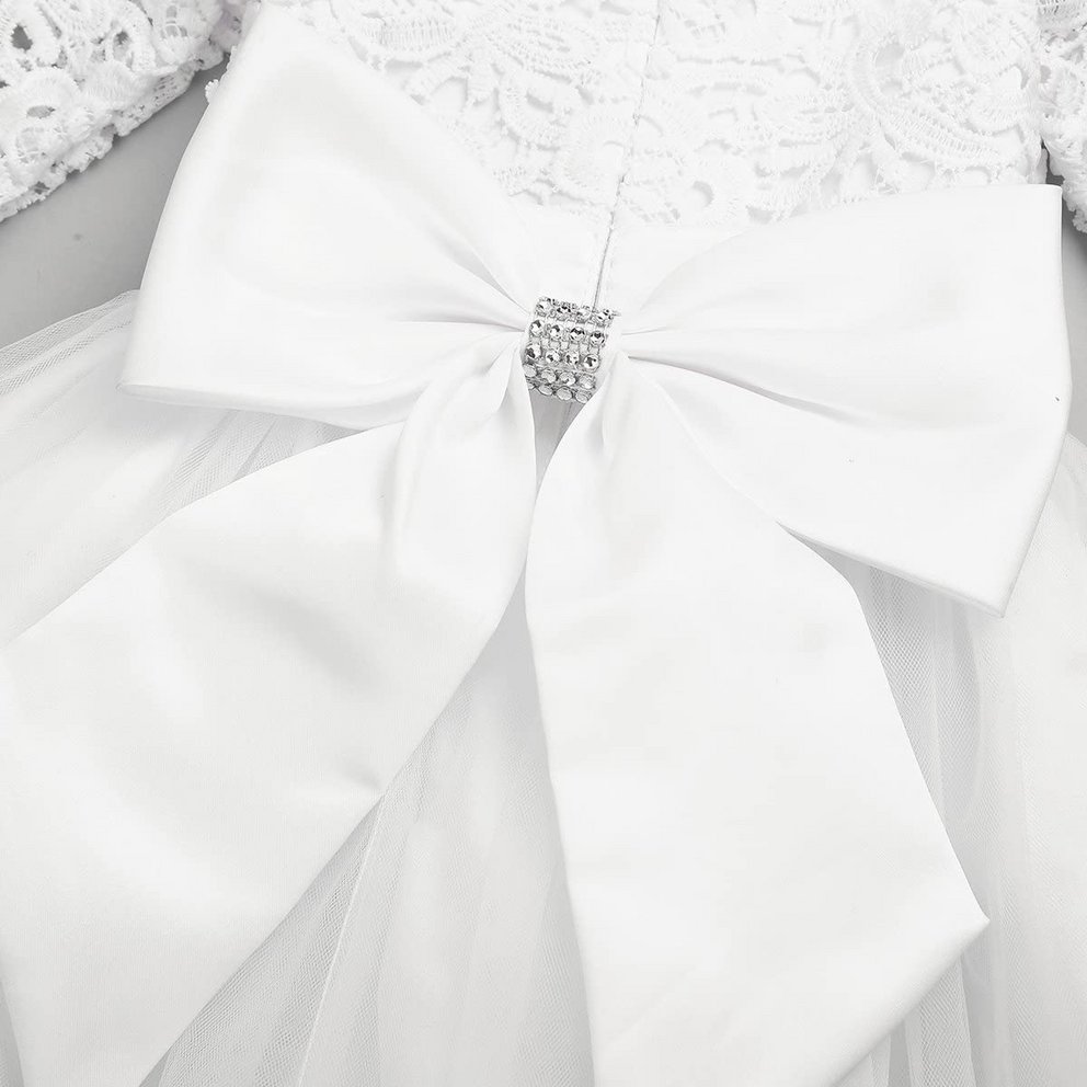 Taufkleider Mädchen: Weißes Kleid mit Satinbund