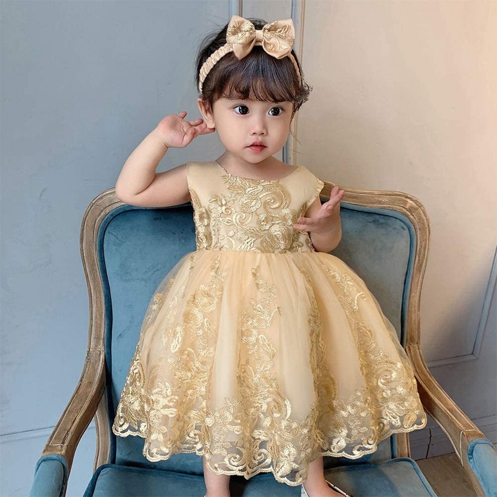 Taufkleider Mädchen: Außergewöhnliches Prinzessinnenkleid in Gold